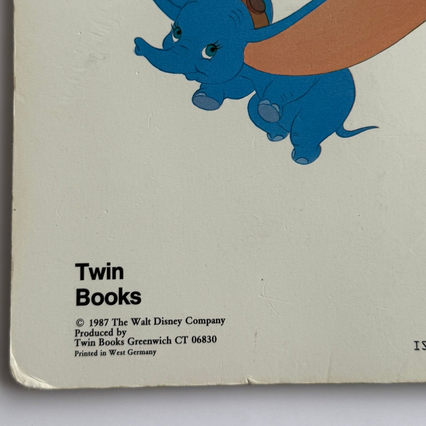 Vintage Walt Disney Dumbo Board Book 1987