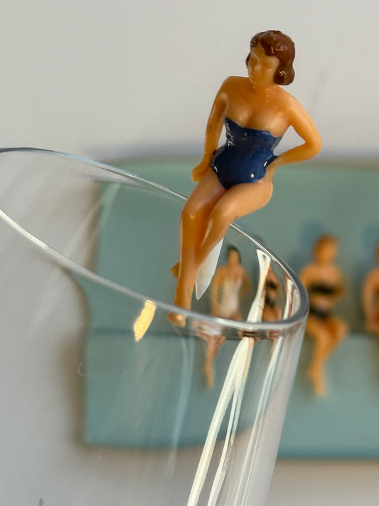 Pin Up Glass Markers