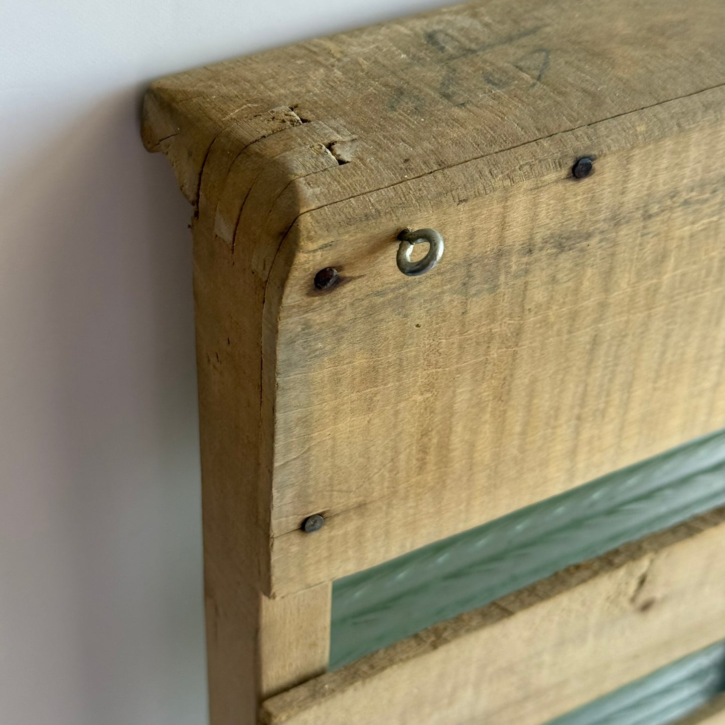 Rustic Washboard with glass