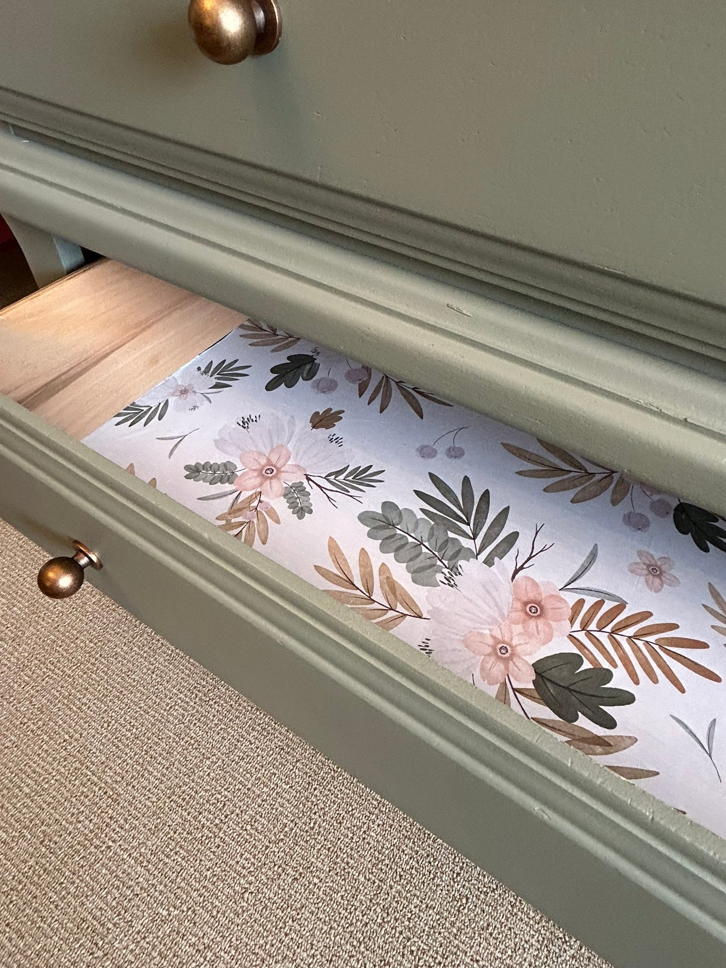 2 + 2 drawers Dresser