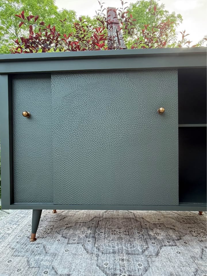 MCM Cabinet