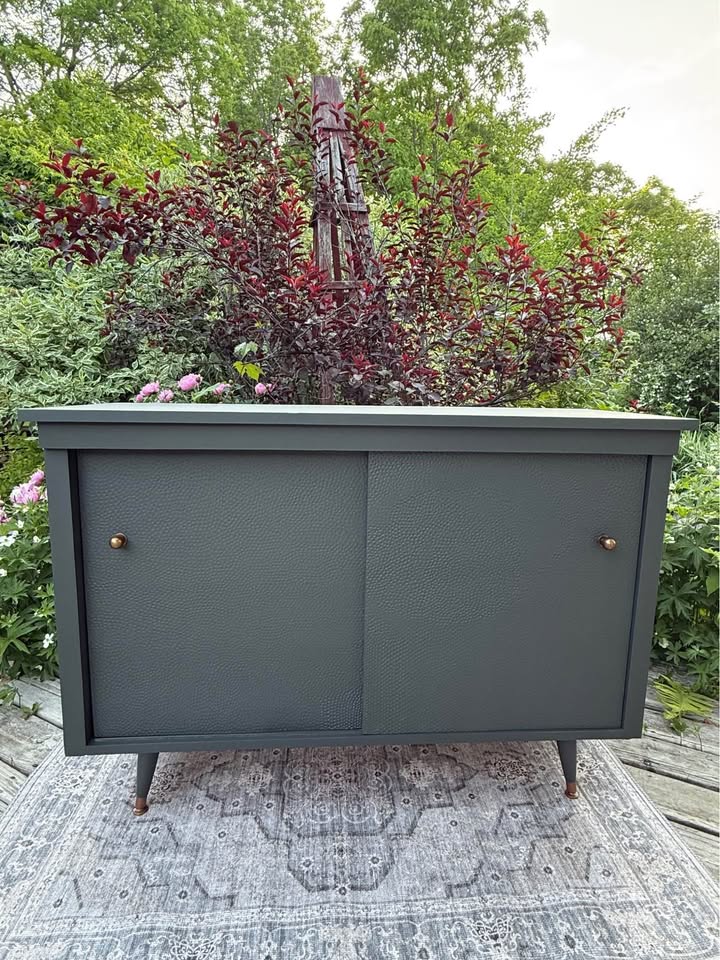 MCM Cabinet