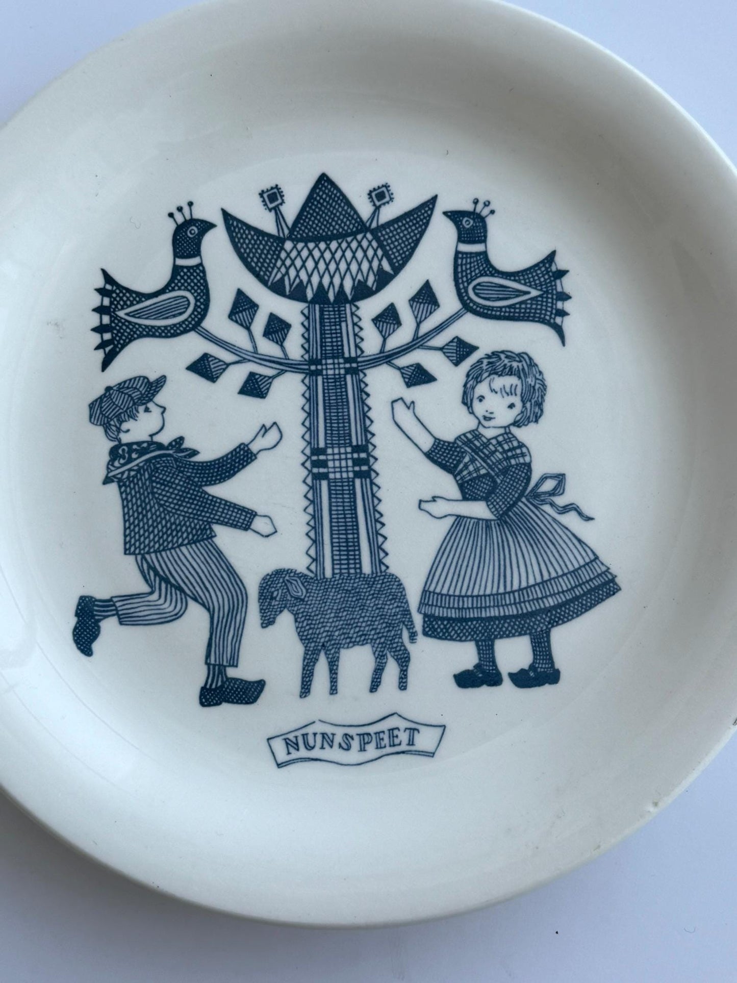 Vintage Dutch Royal Sphinx Plates: Folk Art Dessert Set of 3