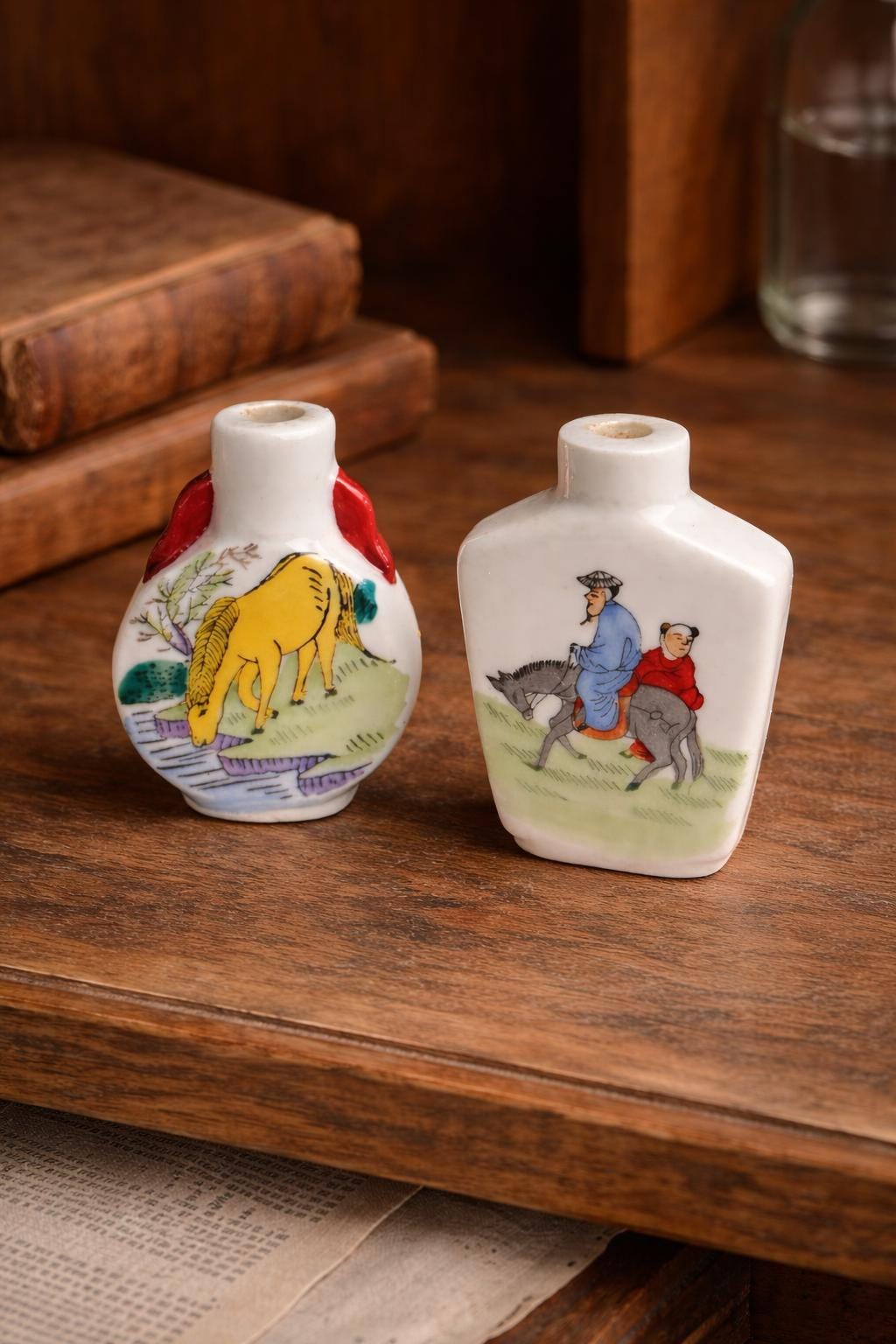Vintage Hand-Painted Chinese Snuff Bottles Set of 2