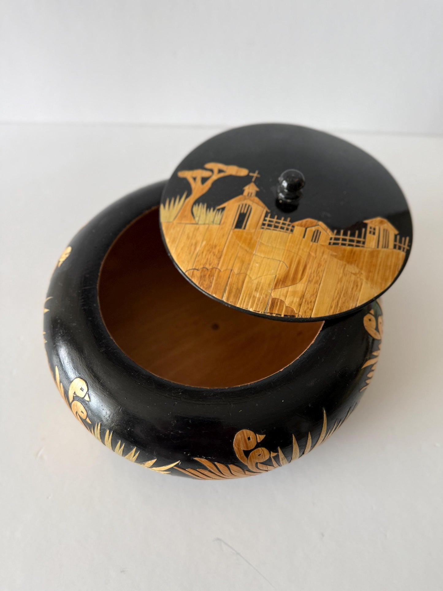 Vintage Colombian Straw Inlay Wood Box: Duck Motif Folk Art Trinket Keepsake
