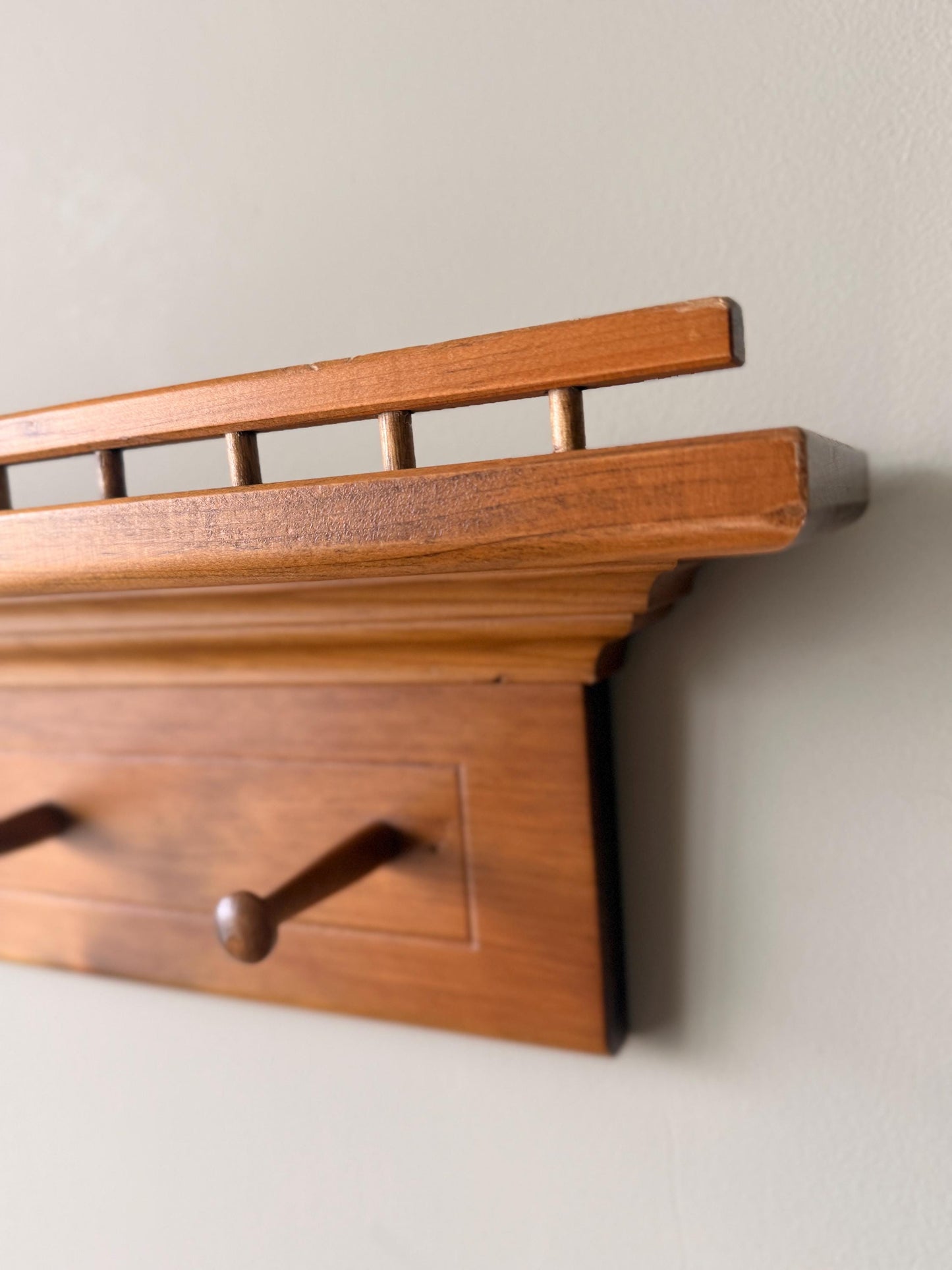 Vintage Wooden Wall Shelf with Peg Hooks, Entryway Organizer, Farmhouse Coat Rack