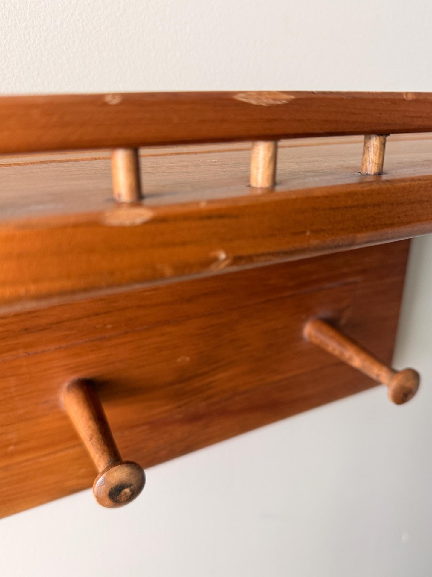 Vintage Wooden Wall Shelf with Peg Hooks, Entryway Organizer, Farmhouse Coat Rack